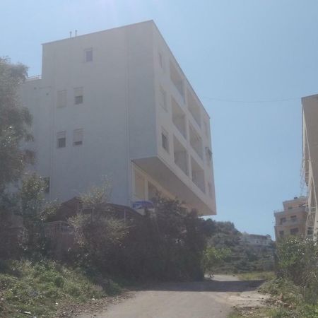 Deluxe Sea Apartment Vlore Bagian luar foto